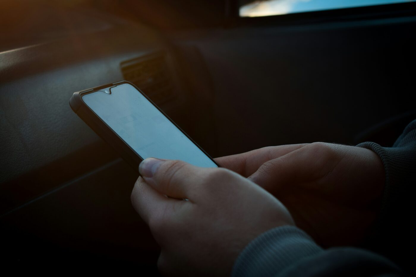 Automated booking confirmation from car rental reservation software